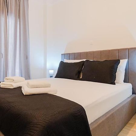 Theofilos Urban Apartment, Close To City Center Salonicco Esterno foto