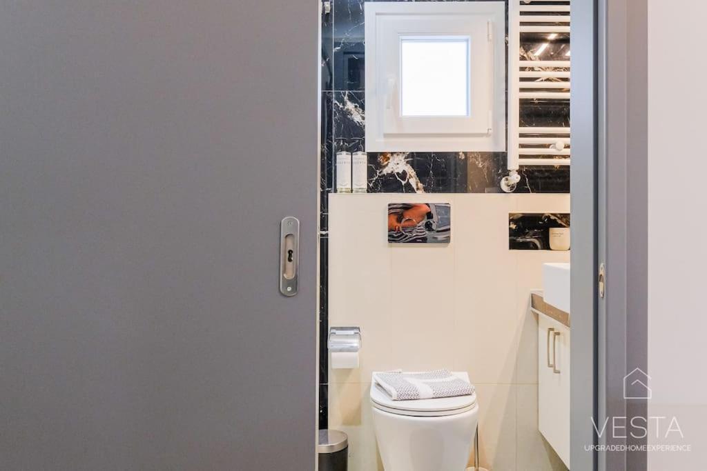 Theofilos Urban Apartment, Close To City Center Salonicco Esterno foto