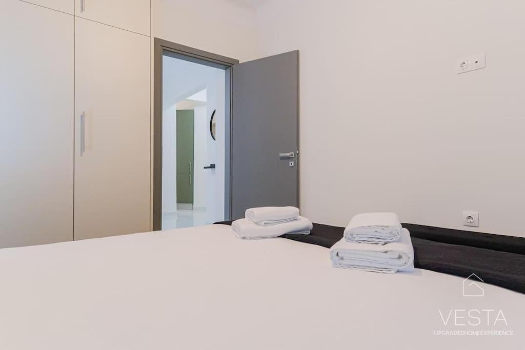 Theofilos Urban Apartment, Close To City Center Salonicco Esterno foto