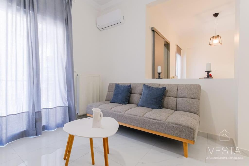 Theofilos Urban Apartment, Close To City Center Salonicco Esterno foto