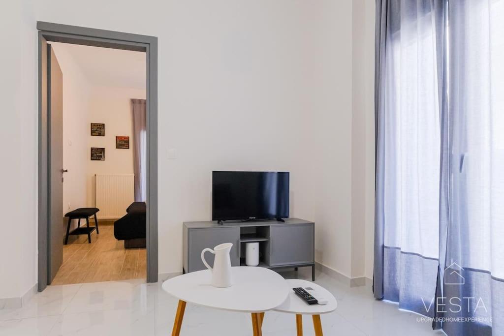 Theofilos Urban Apartment, Close To City Center Salonicco Esterno foto